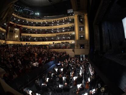 Un momento del homenaje a Mortier en el Teatro Real. 