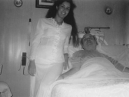 Ramona Maneiro y Ramón Sampedro, tiempo después de casarse.