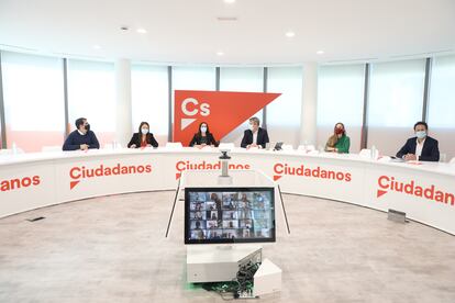 Reunión del comité ejecutivo de Ciudadanos de este lunes, parte presencial y parte telemático.