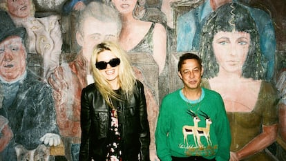 Alison Mosshart y Jamie Hince, con la satisfacción que deja en el rostro publicar otro buen álbum.