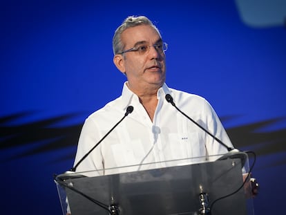 Luis Abinader, presidente de la República Dominicana, durante la primera sesión plenaria de los Gobernadores del BID.