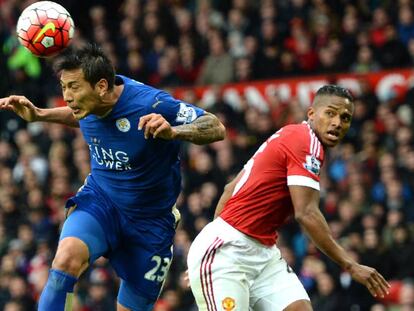 Ulloa cabecea ante Valencia.