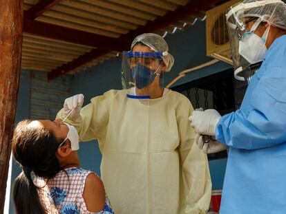 MSF coletam material de indígenas Terena para testes do coronavírus.