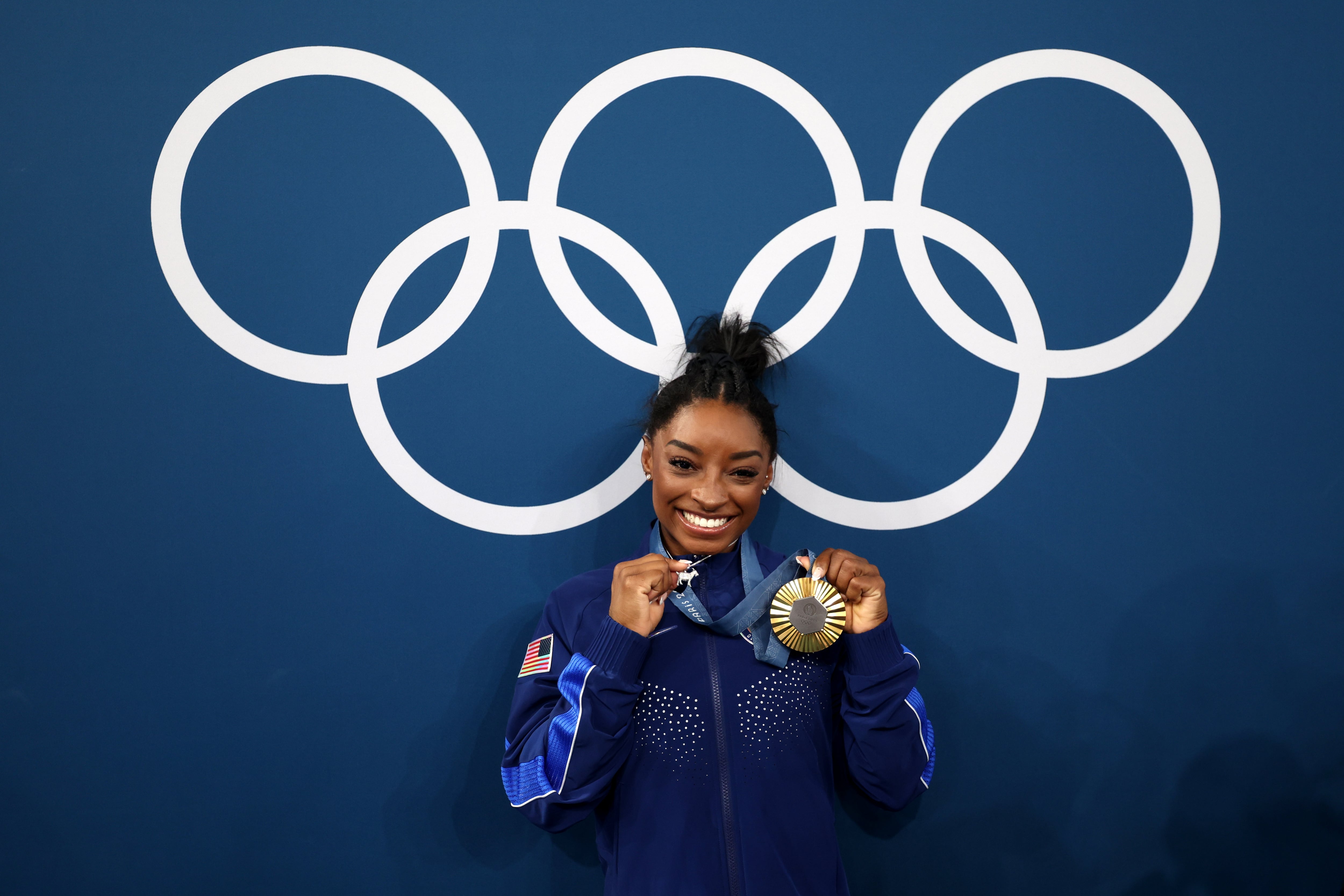 Simone Biles culmina su emancipación olímpica con el oro en el concurso completo de gimnasia