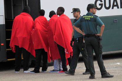 Inmigrantes rescatados este fin de semana en aguas del Estrecho de Gibraltar. 