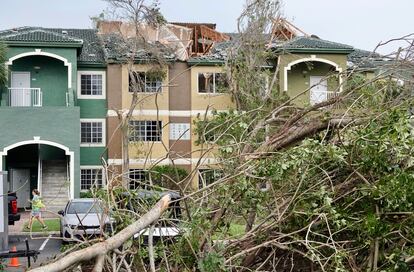 Tornado in Florida, Palm Beach Gardens