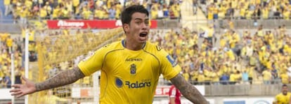 Araujo celebra el gol que le dio el ascenso a Las Palmas.