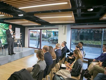 Imagen del encuentro 'La innovación como clave de la sostenibilidad', organizado por El PAÍS y Santander el pasado jueves en Madrid.