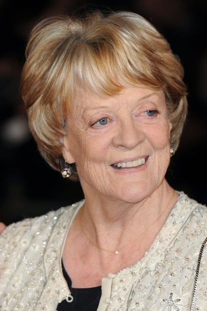 A atriz britânica Maggie Smith descobriu que padecia de câncer de mama durante as filmagens do filme 'Harry Potter e o Enigma do Príncipe'. Não se deixou abater e participou de todos os filmes da franquia enquanto se tratava. Apesar disso, ela admitiu em uma entrevista ao 'The Times' que teve medo de voltar a atuar, pois a quimioterapia abalou sua autoconfiança.