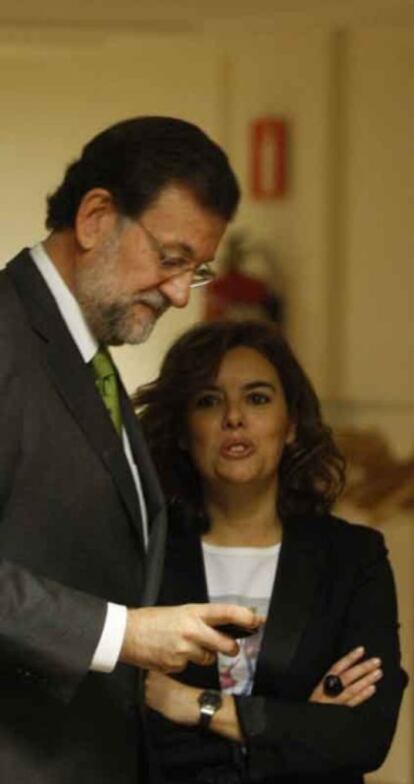 Mariano Rajoy con Soraya Sáez de Santamaría