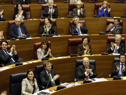 Bancada del PP de las cortes valencianas.