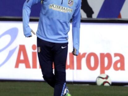 Fernando Torres, en un entrenamiento con el Atlético. 