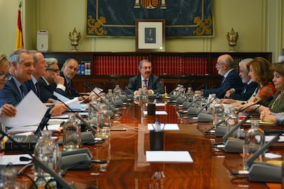 Pleno extraordinario del Consejo General del Poder Judicial (CGPJ), presidido por el vocal Rafael Mozo, el pasado 13 de octubre.