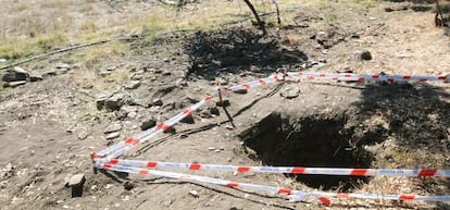 Pozo donde fueron hallados los restos de las dos víctimas.