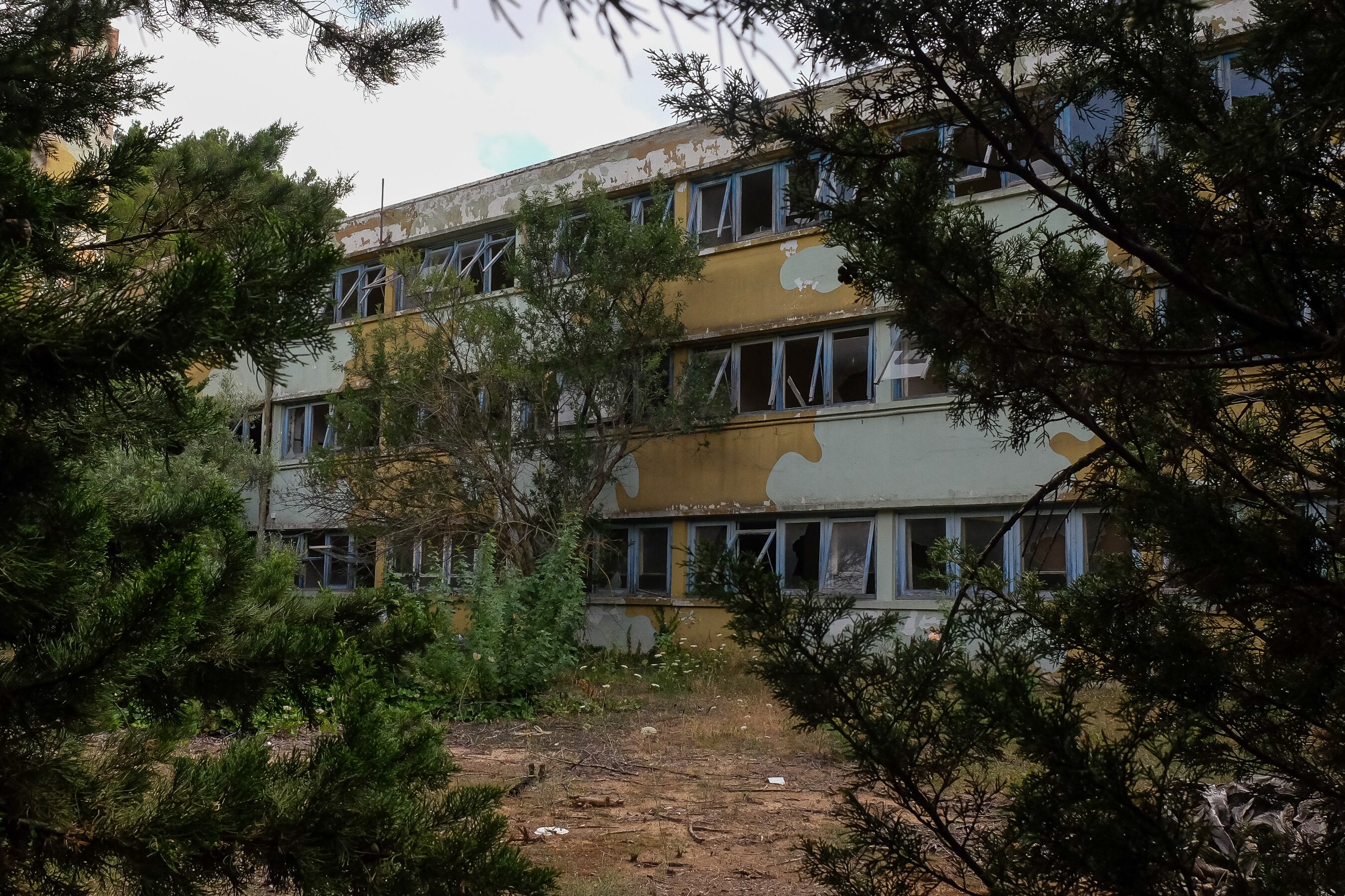 En busca de destino para la antigua base militar de la Guerra Fría en la cumbre de la Sierra de Aitana