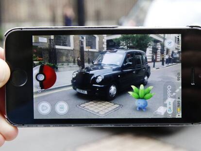 Un mu&ntilde;eco de &#039;Pokemon Go&#039; en Londres