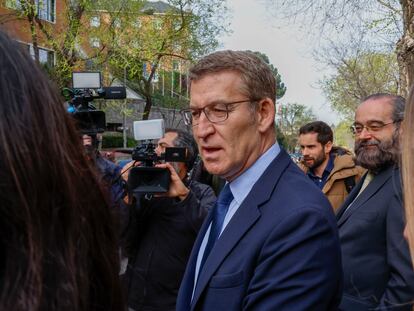 Alberto Núñez Feijóo, en el homenaje al político Eugenio Nasarre, fallecido en enero, celebrado en la Universidad CEU San Pablo de Madrid este lunes.