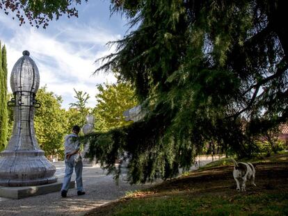 El parque del Ajedrez, denominado &#039;El Sue&ntilde;o de lo imposible&#039; en Madrid. 