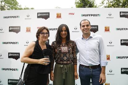 Montserrat Domínguez con Begoña Villacís e Ignacio Aguado, de Ciudadanos.