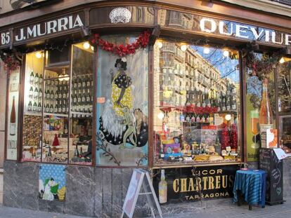 La tienda de colmados Queviures Múrria, en el barrio de la Concepció, en Barcelona.
