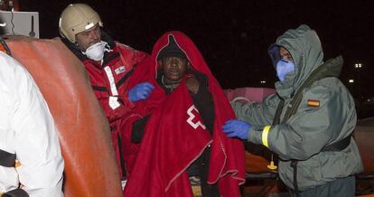Rescate de inmigrantes de una patera, el pasado día 10 en Granada.