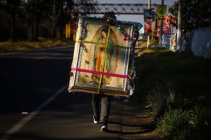 Miles de católicos iniciaron su peregrinación hacia la Basílica de Guadalupe desde distintos puntos de la República Mexicana, algunos con semanas de anticipación.