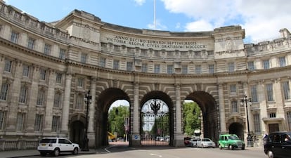 El Arco del Almirantazgo (Londres), que Rafael Serrano convertirá en hotel.