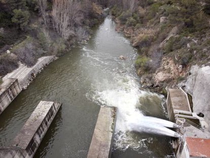 Aspecto del pantano de Beniarrés en la jornada de ayer