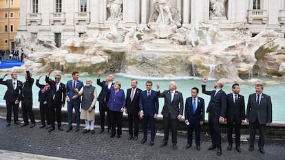 Los líderes del G-20 en la Fontana de Trevi, en Roma, el pasado domingo.