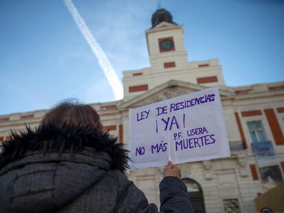 Manifestación por la falta de recursos y muertes en las residencias, en noviembre en Madrid.