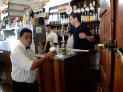 Bar Brasil, fundado em 1907 no bairro da Lapa.