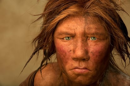 Recreación de una mujer neandertal por los artistas holandeses Andrie y Alfons Kennis.