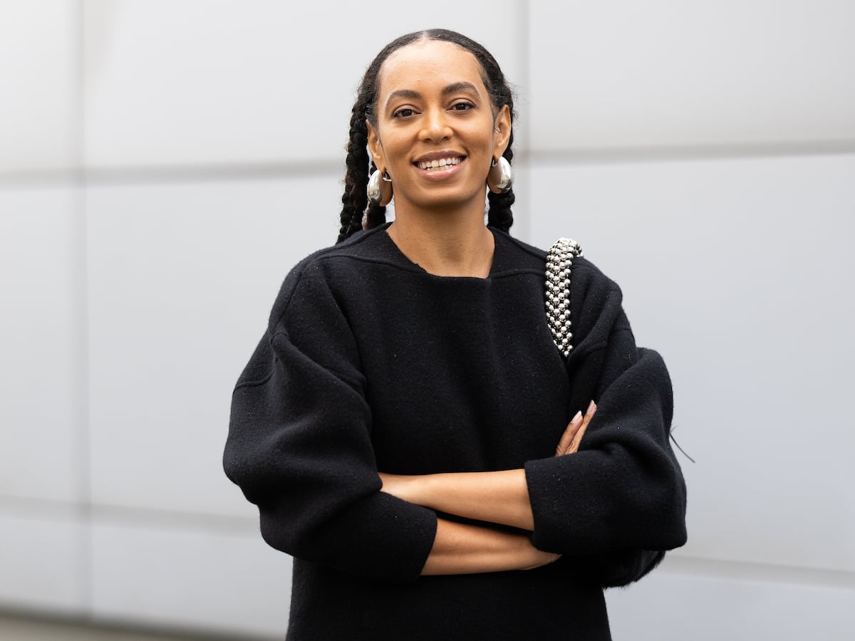 La polifacética Solange Knowles, hermana de Beyoncé, se convierte en la primera académica residente de la Universidad del Sur de California
