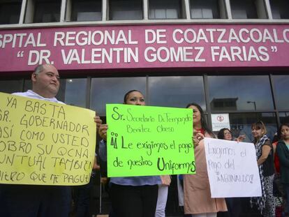 Trabajadores de Coatzacoalcos, Veracruz, durante la manifestaci&oacute;n