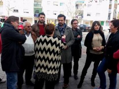 Concejales socialistas y vecinos del Distrito Norte de Granada.