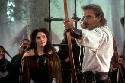 Robin Hood and Marian in 'Robin Hood: Prince of Thieves.' 