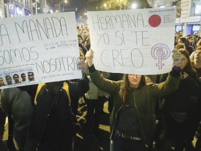 Una protesta contra la violencia machista. en Barcelona.