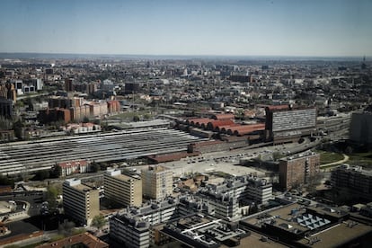 Vista aérea de una parte de los terrenos afectados por Madrid Nuevo Norte, en los alrededores de la estación de Chamartín.