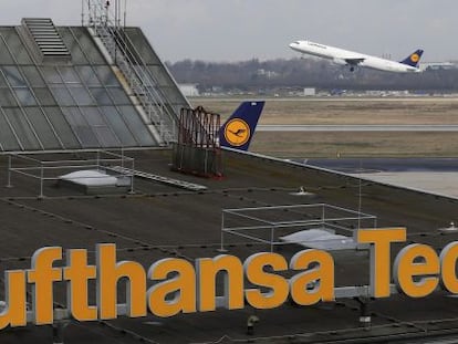 Instalaciones de Lufthansa Tecnik, la divisi&oacute;n de mantenimiento de la aerol&iacute;nea alemana.