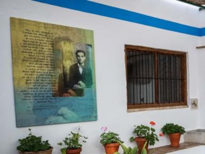 La restauración de la morada de Frasquita Alba, donde el poeta situó su obra, se inaugura como un nuevo lugar de interés turístico