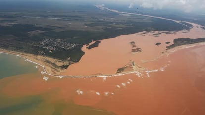 Seis meses depois da lama da Samarco, comunidades do Rio Doce lutam por justiça