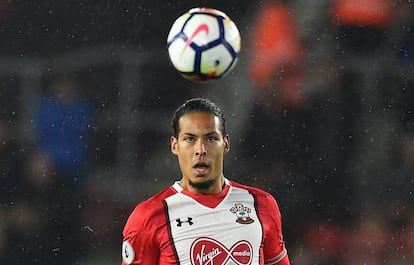 Virgil van Dijk durante un partido del Southampton.