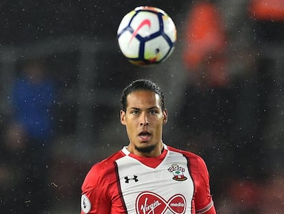 Virgil van Dijk durante un partido del Southampton.