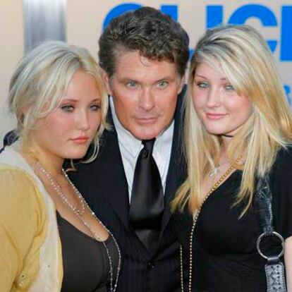 David Hasselhoff, con sus hijas Taylor Ann (derecha) y Hayley Amber.