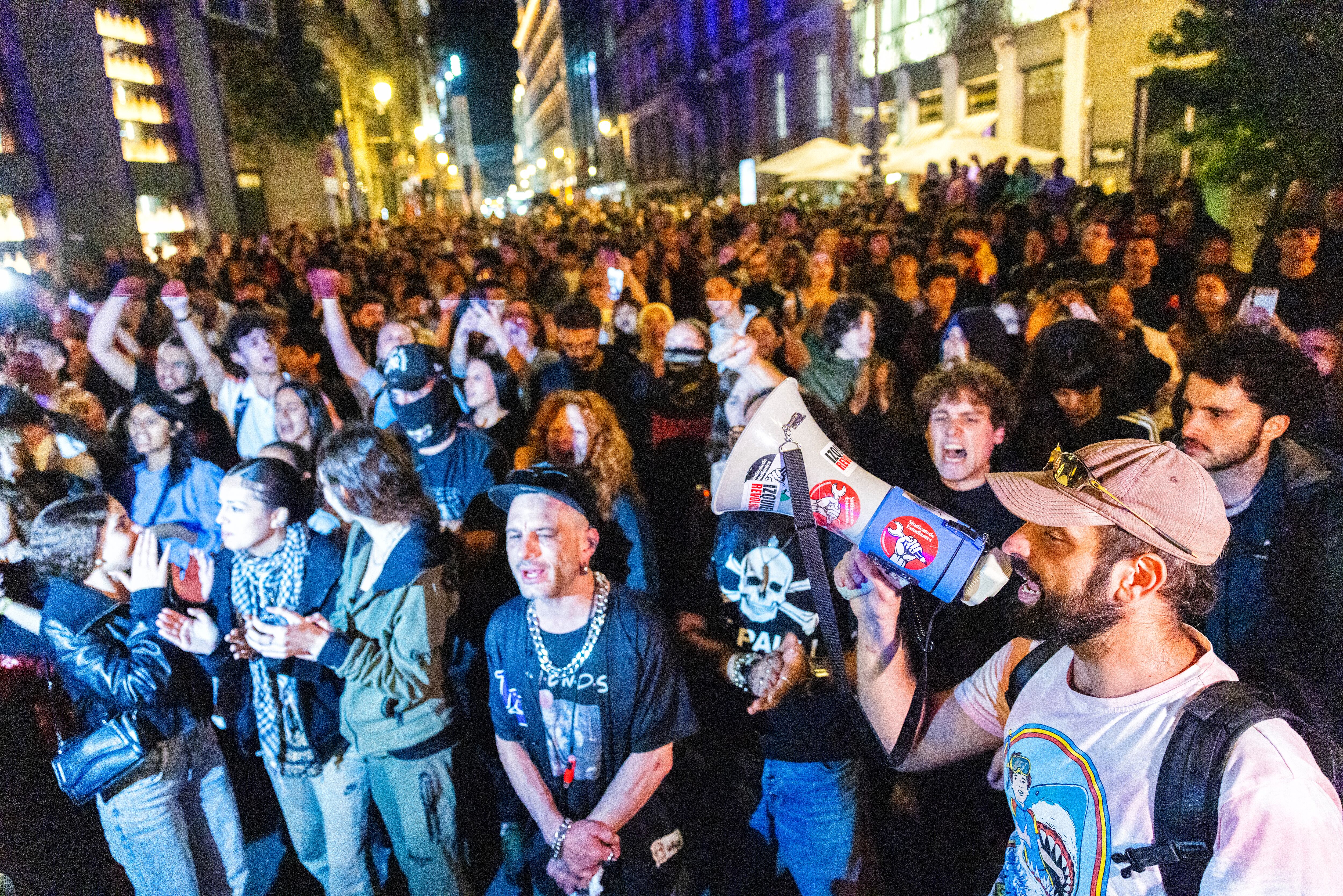Marcha en homenaje a Maricarmen tras su fallecimiento, este jueves.