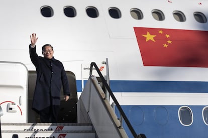 El primer ministro chino, Li Qiang, a su llegada a Suiza, donde tiene previsto participar en el Foro Económico Mundial de Davos.