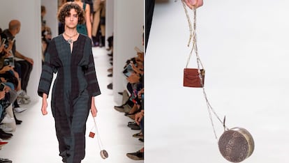 Pero Valentino no está solo en popularizar estos monederos con cadena (su tamaño prácticamente no deja incluirlos en la categoría de bolsos). Hermès, en la imagen, hace lo propio y propone combinar dos minicarteritas en el mismo estilismo.