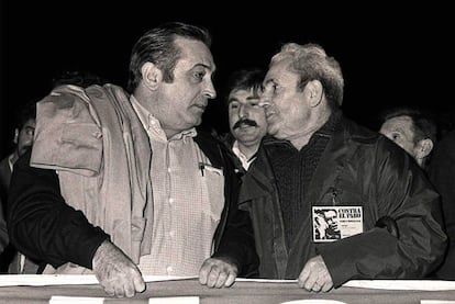 Redondo y Camacho en una manifestacin en 1979.