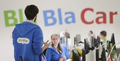 Empleados de BlaBlaCar en su sede de París.