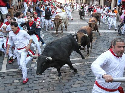 Imagen de uno de los encierros de San Fermín de 2015.